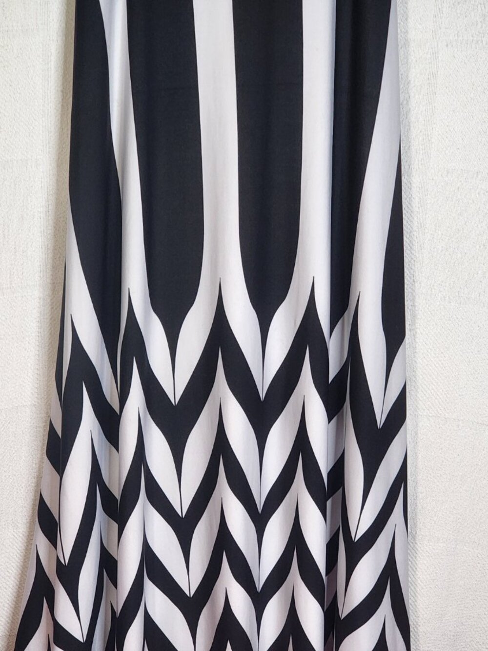Robert Louis Black and White Pattern Poly Span Tie Front Dress Skirt Size Large - Picture 10 of 16